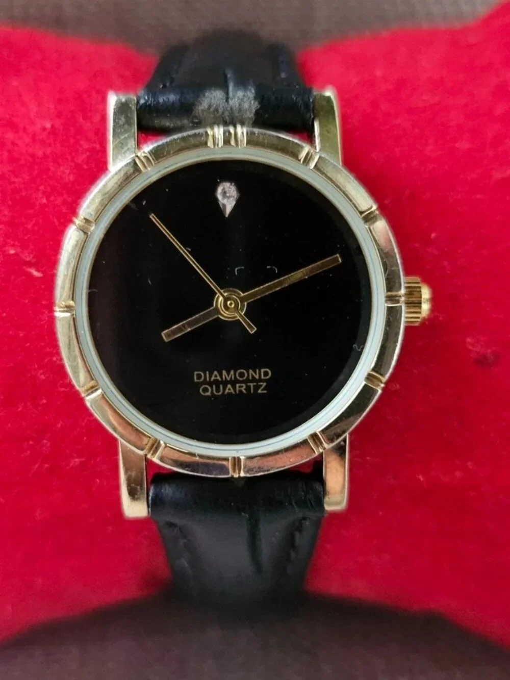 Vintage Diamond Quartz Ladies Wristwatch Black Leather Strap Analog Watch